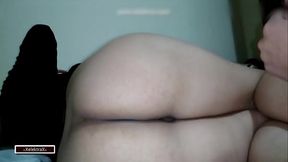 Morena despues de una fiesta se deja follar... La puta monta la verga como artista y gime delicioso