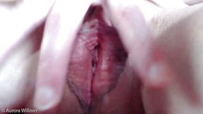 Fingering large labia