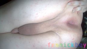 Chubby femboy playing with his asshole