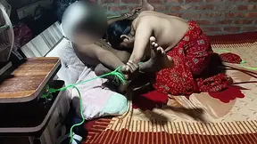 Desperate for a bang, gorgeous newly married bhabhi opens up to the man