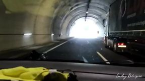 Magreo conduciendo