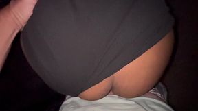 novinha casada tirando leite de estranhos no dogging