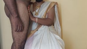 Cheating mallu aunty hot romance pussy licking hot viral video 2