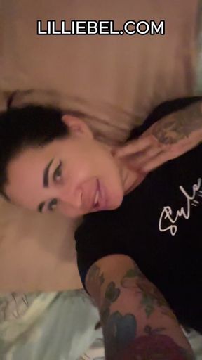 Horny Russian MILF can&#039;t contain her lust any longer....