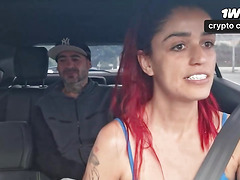Carro lovemaking driver catches passenger cogiendo - Brazil XXX!