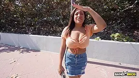 Axel Haze, Funsized Megan And Megan Bang In Megan The Influencer