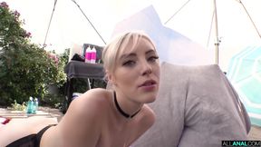 Alexis &amp; Jamie's Tasty Threesome