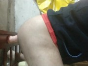 Argentino jugando con un dildo