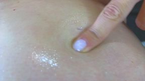 milf beauty navel oil play