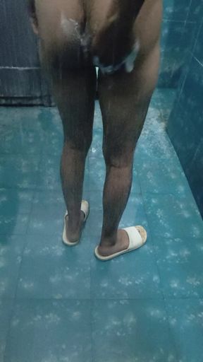 Masturbating in the bathroom with a girlfriend