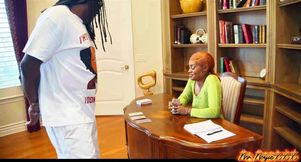 Nalliah Storm Reads the Cards and Gets Ass Cheeks Painted