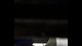 Espiando en el ba&ntilde_o