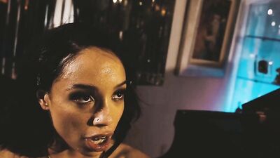 Zac Wild eats Alexis Tae's nice ass and fucks her hard