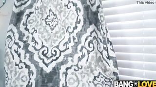 Kylie Quinn Pounded Santa Burglar