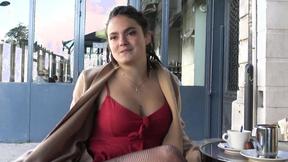 ”In Bordeaux with Lou, 20 years old, a breathtaking physique!”