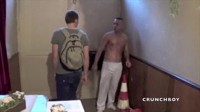 hto submissioni n discret undergroudn by arab dominant