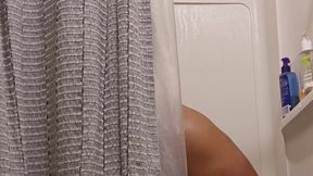Peeking on Black Step Dad Jerking off in the Shower