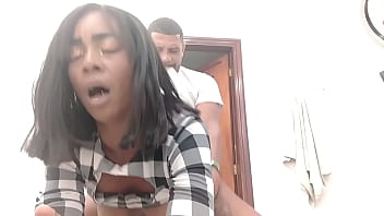 Fodendo com marido da melhor amiga