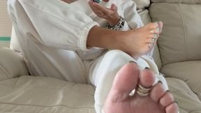 Mom experiments with daughters boyfriend who has a foot fetish