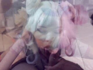 Screwing a large-booty comics student