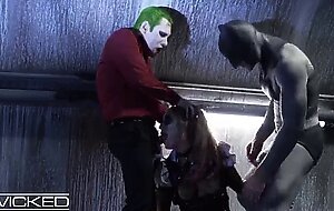 Harley quinn fucks joker & batman