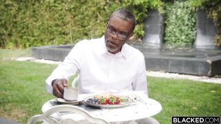 BLACKED BBC-Curious Petite Blonde Paisley Seduces Stranger