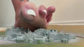 G4 mega giga giantess accidentally steps on downtown