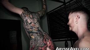 ”Sexy Alex Kanyon serves his ragging fist until he destroys the gaping booty of hot”