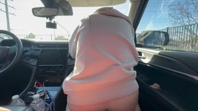 Yummy Jimmy and Slutty Kitty Get Horny in the Car and Start to Fuck
