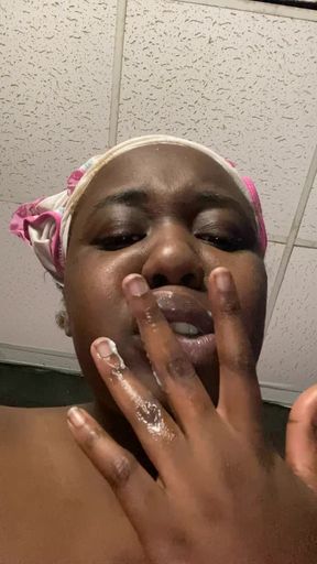 (Cum Session) Freaky Nastiest Solo Homemade (Female Masturbation)
