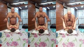 essa novinha gosta de homens mais velho por iso sempre fica com esse coroa