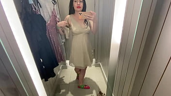 I took some selfies while trying new clothes