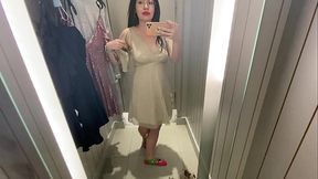 I took some selfies while trying new clothes