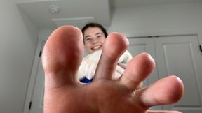 Nurse Bunny Gives You a Stinky Sock Treatment 4K