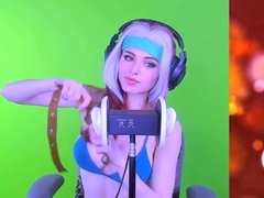 Hot amateur webcam teen masturbates for their fans