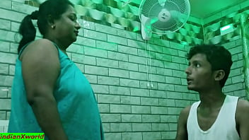 Desi teen Nokor sex with horny madam at home! Please Don&#039_t Go