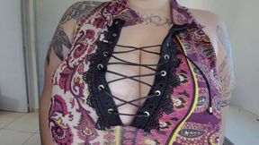Huge Tits Caught You Looking at the Grocery Store