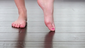 Black Meat White Feet: Your Load on Her Tiny Piggies