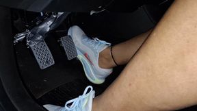 Nike Renew Hard Rev & Peelouts