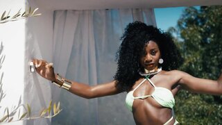 Amazing black girl Nicole Kitt masturbates outdoors