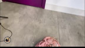 mulher chega em casa pega tiozao deitado nu com sua amiga depois de gozar gostoso com ela