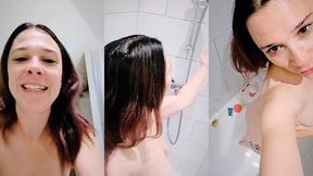 une bonne douche et gangbang