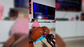 Lustful ebony lady fucked by sex machine and squirts like a fire hose