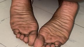 Zai teases small dick boy with her booty and soles | Booty and Soles | Full HD