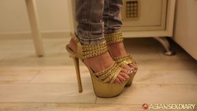 AsianSexDiary - Tight Pinay hairy pussy fucked with huge cumshot