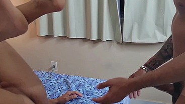 Comi o cu gostoso do meu amigo Marcelo a bunda grande do novinho me deixou louco de tesão