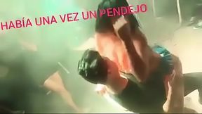 Bailando en la discoteca Sjl