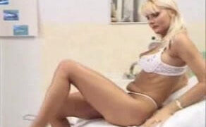 Judith Grant panee brutaalia kovaa persettä