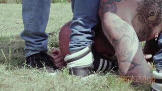 Interracial gangbang, dominación, machacado – intenso gangbang anal para el amateur tatuado Aj Alexander y el Maestro Aaron con piercing, gran polla negra