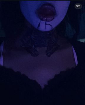 Want to see some titties and spanking?🫣